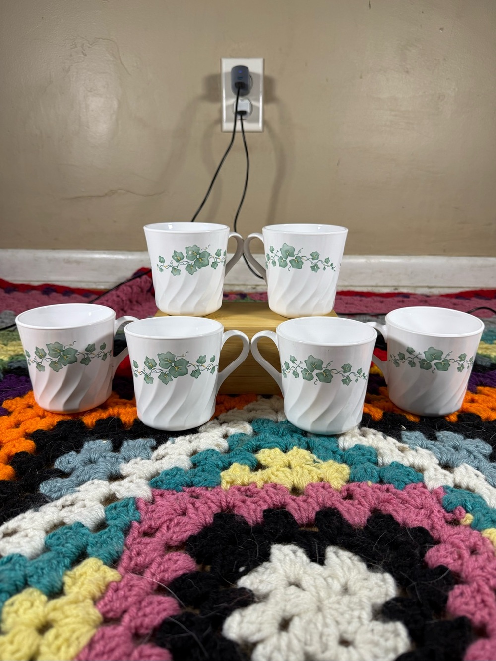 Vintage Corning Ware Corelle Callaway Ivy Swirl Coffee Mugs (Set of 6)